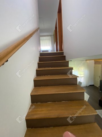Eladó téglalakás, Mosonmagyaróváron 89.9 M Ft, 4 szobás