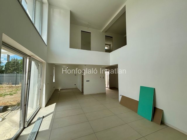 Eladó családi ház, Nyíregyházán 161 M Ft, 5 szobás