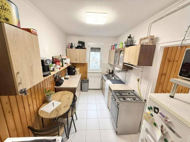 Eladó téglalakás, Pécsett 52.9 M Ft, 2 szobás