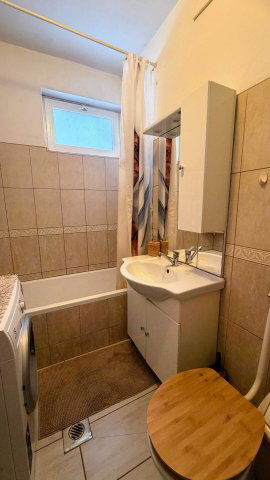 Eladó téglalakás, Baján 35 M Ft, 2 szobás