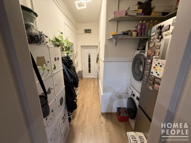 Eladó téglalakás, Szegeden 34.99 M Ft, 1 szobás