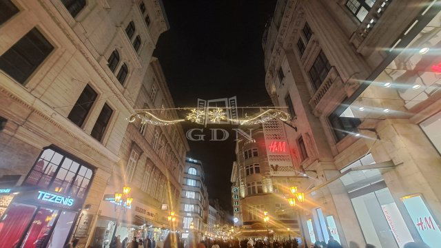 Eladó téglalakás, Budapesten, V. kerületben 129 M Ft, 2+1 szobás