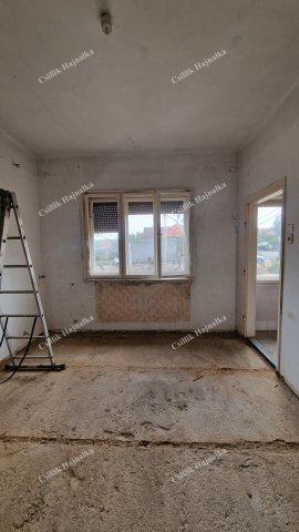 Eladó családi ház, Szolnokon, Mező utcában 47 M Ft, 3 szobás