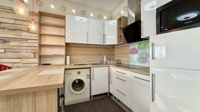 Kiadó panellakás, albérlet, Debrecenben 220 E Ft / hó, 2 szobás