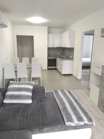 Kiadó téglalakás, albérlet, Hajdúszoboszlón 220 E Ft / hó
