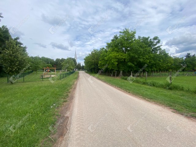 Eladó telek, Maglócán 5 M Ft / költözzbe.hu