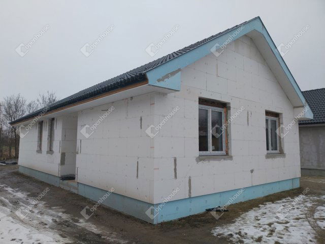 Eladó családi ház, Abában 62.7 M Ft, 4 szobás