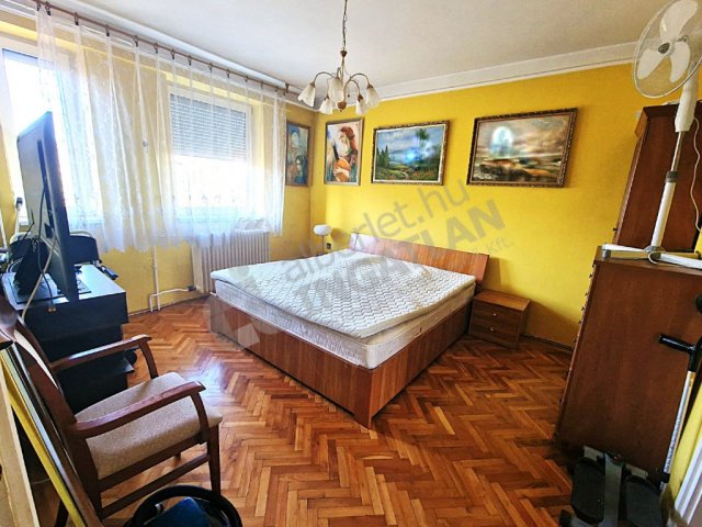Kiadó téglalakás, albérlet, XIV. kerületben, Zalán utcában