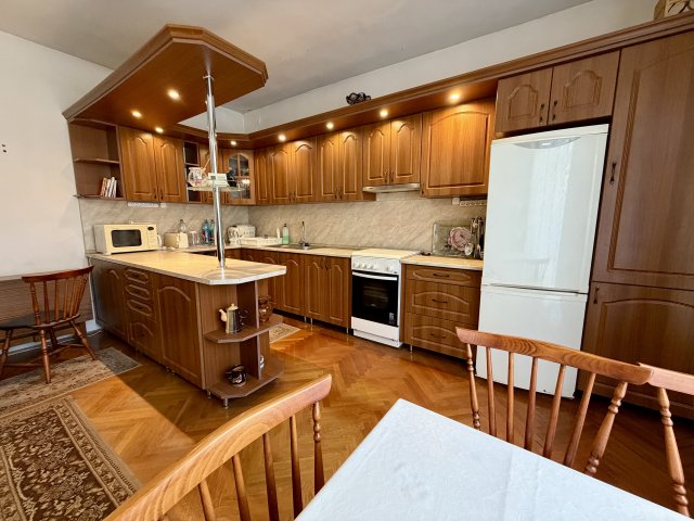 Eladó családi ház, Hatvanban 69.99 M Ft, 3+1 szobás