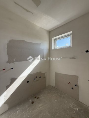 Eladó ikerház, Budapesten, XVIII. kerületben 140 M Ft, 5 szobás