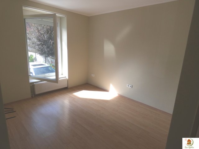 Kiadó téglalakás, albérlet, Pilisvörösváron 110 E Ft / hó