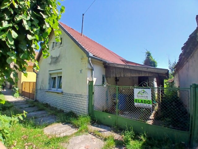 Eladó családi ház, Barcson 9.5 M Ft, 3 szobás