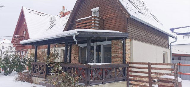 Eladó ikerház, Tahitótfalun 105 M Ft, 5 szobás