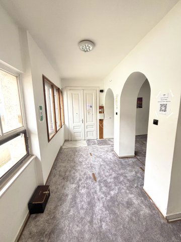 Eladó iroda, Debrecenben 170 M Ft, 3 szobás / költözzbe.hu