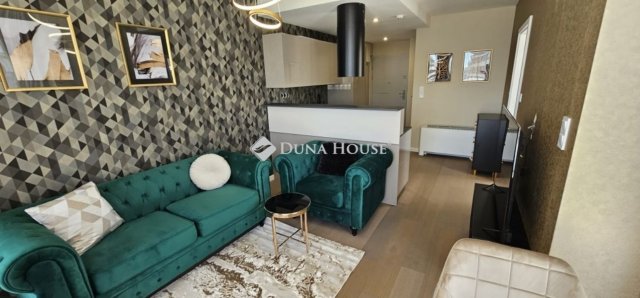 Eladó téglalakás, Szegeden 73 M Ft, 2 szobás