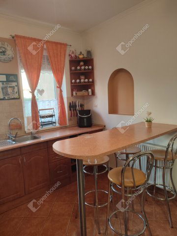 Eladó téglalakás, Tatabányán 48.9 M Ft, 2 szobás