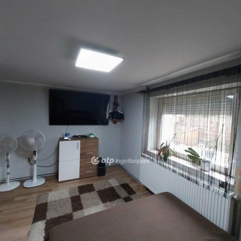 Eladó családi ház, Nyírpazonyon 57.9 M Ft, 3 szobás