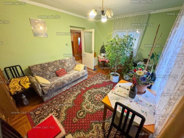 Eladó családi ház, Érden 83 M Ft, 3 szobás