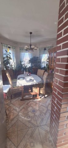 Eladó családi ház, Kaposváron 79.9 M Ft, 6+2 szobás