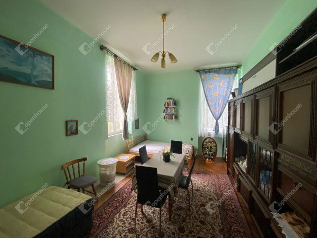 Eladó téglalakás, Mosonmagyaróváron 34.99 M Ft, 2 szobás