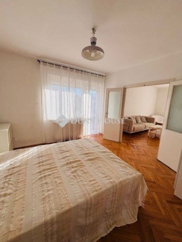 Eladó téglalakás, Pécsett 59.9 M Ft, 2 szobás