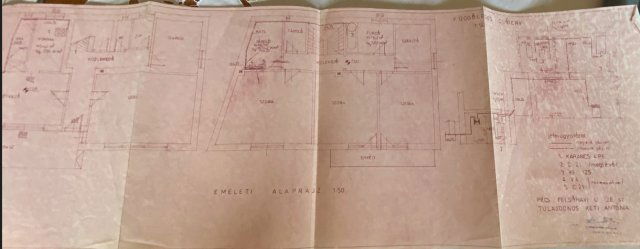 Eladó családi ház, Pécsett 239.9 M Ft, 7 szobás