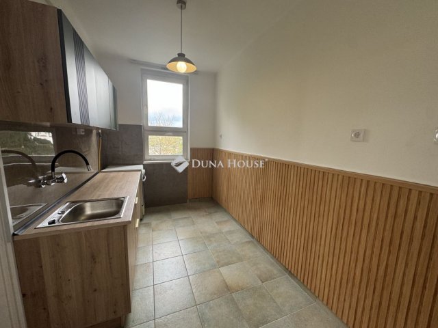 Eladó téglalakás, Zalaegerszegen 36 M Ft, 2 szobás