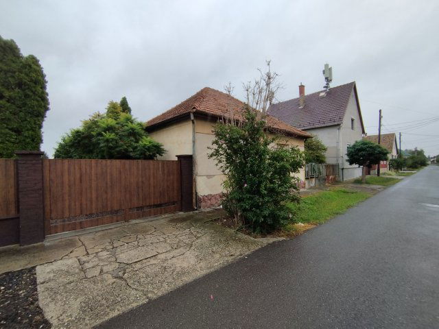 Eladó családi ház, Hatvanban 19.5 M Ft, 2+1 szobás