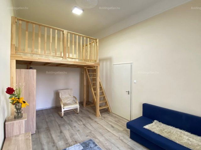 Kiadó téglalakás, albérlet, Kaposváron 120 E Ft / hó, 1 szobás