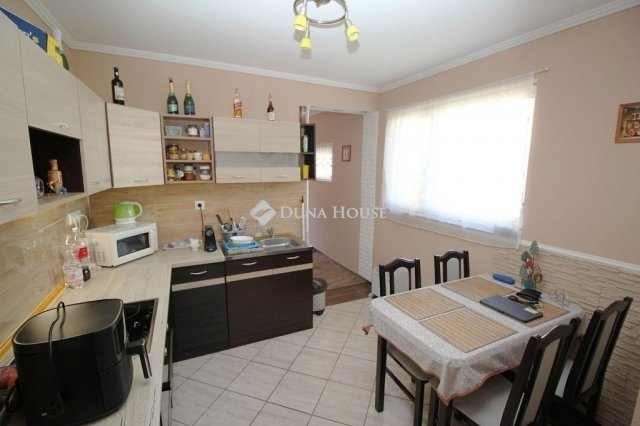 Eladó családi ház, Budapesten, XX. kerületben 96 M Ft, 4 szobás