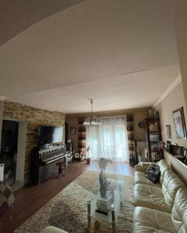 Eladó családi ház, Gyöngyösön 85 M Ft, 4 szobás