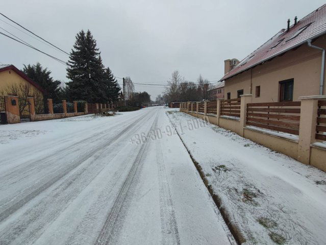 Eladó téglalakás, Aszódon 67.9 M Ft, 2+1 szobás