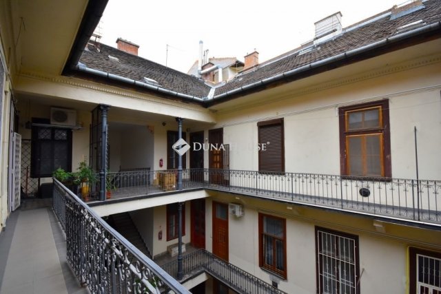 Eladó téglalakás, Budapesten, IX. kerületben 78.9 M Ft, 2 szobás