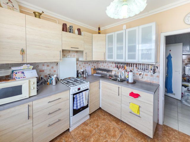 Eladó panellakás, Budapesten, XVIII. kerületben 55 M Ft, 3 szobás