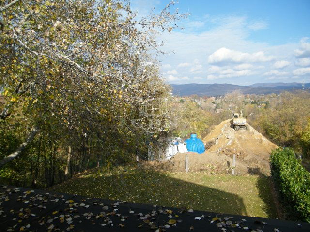 Eladó telek, Solymáron 215 M Ft, 4 szobás / költözzbe.hu