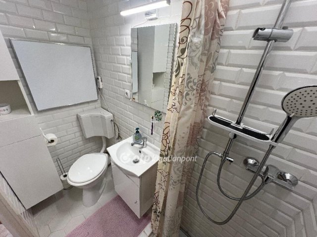 Eladó téglalakás, Budapesten, VIII. kerületben 48 M Ft, 1 szobás