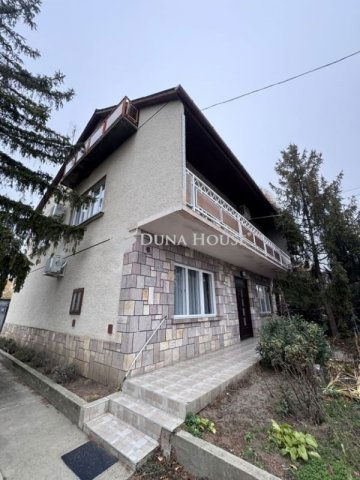 Eladó családi ház, Ceglédbercelen 67 M Ft, 5 szobás