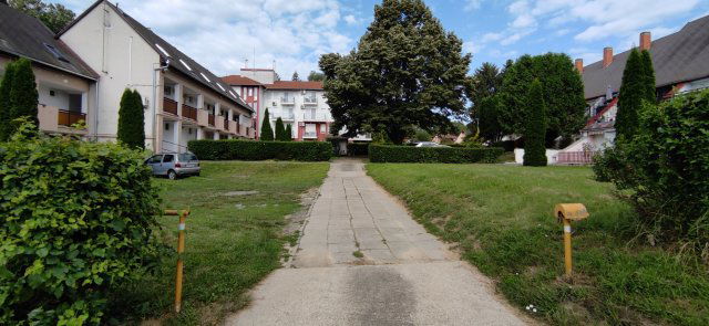 Eladó téglalakás, Dombóváron 27 M Ft, 1 szobás