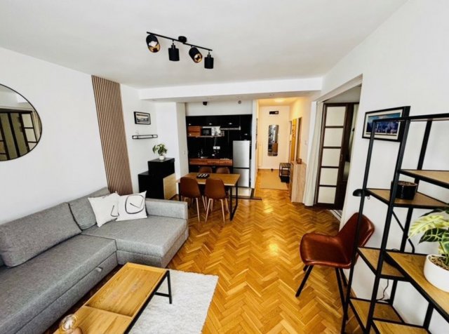 Kiadó téglalakás, albérlet, V. kerületben, Széchenyi utcában