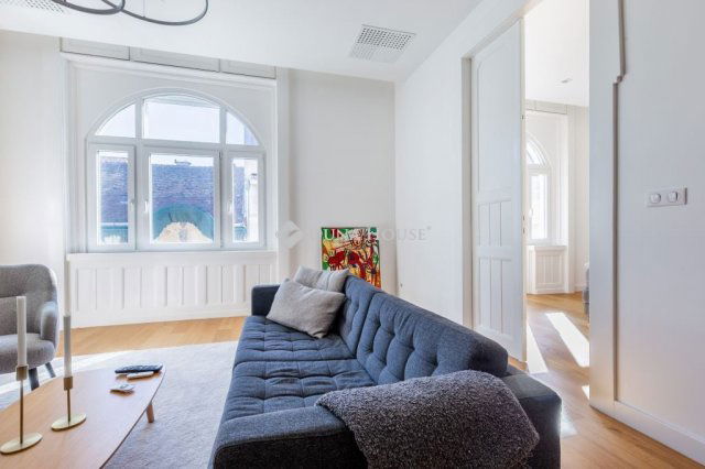 Eladó téglalakás, Budapesten, V. kerületben 325 M Ft, 4 szobás