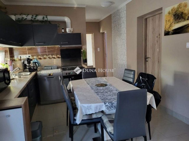 Eladó családi ház, Maglódon 129 M Ft, 5 szobás