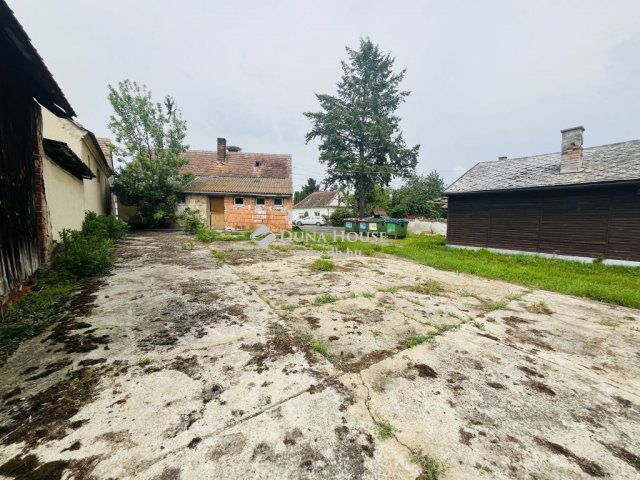 Eladó családi ház, Nagykölkeden 11.5 M Ft, 1 szobás