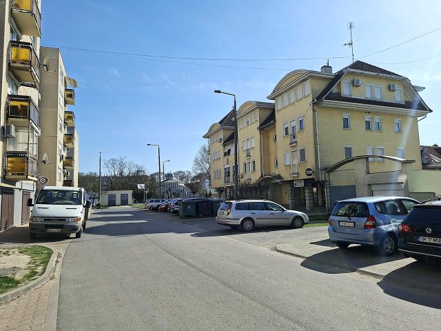 Eladó téglalakás, Hajdúszoboszlón 60 M Ft, 3 szobás