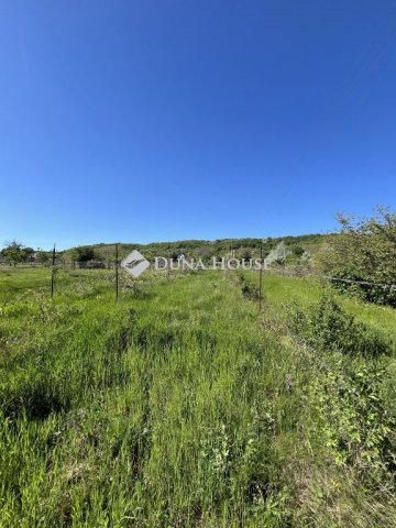 Eladó telek, Várpalotán 5.5 M Ft / költözzbe.hu