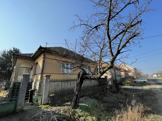 Eladó családi ház, Szurdokpüspökin 17.9 M Ft, 2 szobás