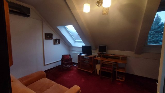Kiadó sorház, albérlet, Debrecenben 340 E Ft / hó, 4 szobás