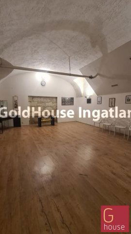 Eladó téglalakás, Budapesten, VI. kerületben, Király utcában