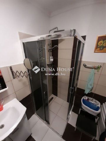 Eladó családi ház, Jászfényszarun 44.9 M Ft, 2 szobás