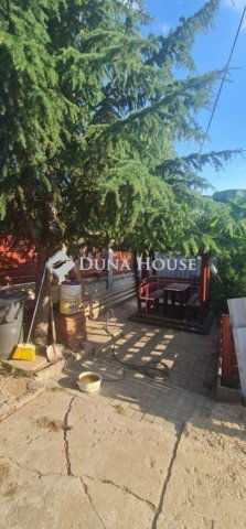 Eladó családi ház, Vecsésen 115.9 M Ft, 4 szobás