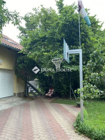 Eladó családi ház, Érden 165 M Ft, 6 szobás